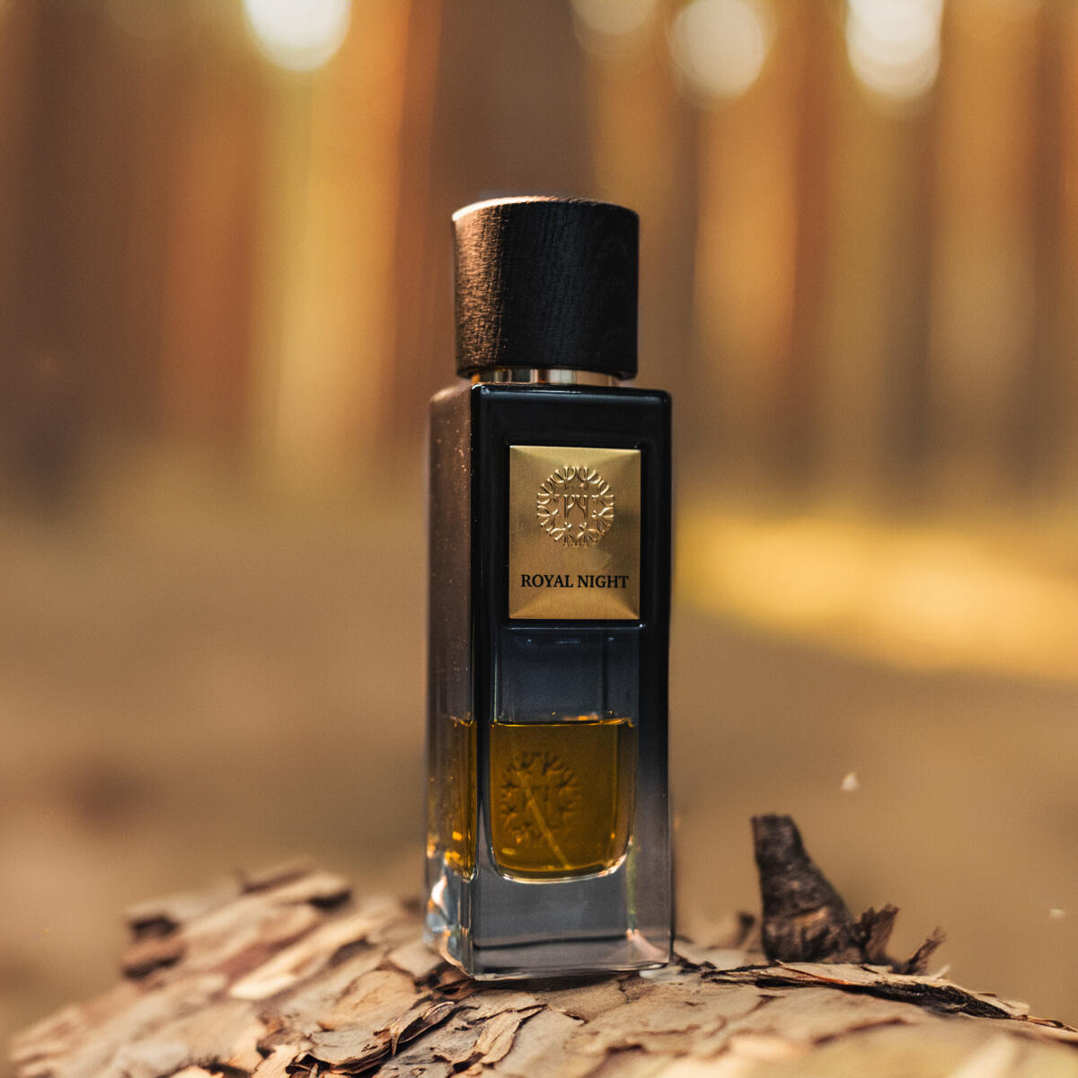 عطر ادکلن رویال نایت ذ وودز کالکشن - Royal Night The Woods Collection - بررسی، قیمت و خرید