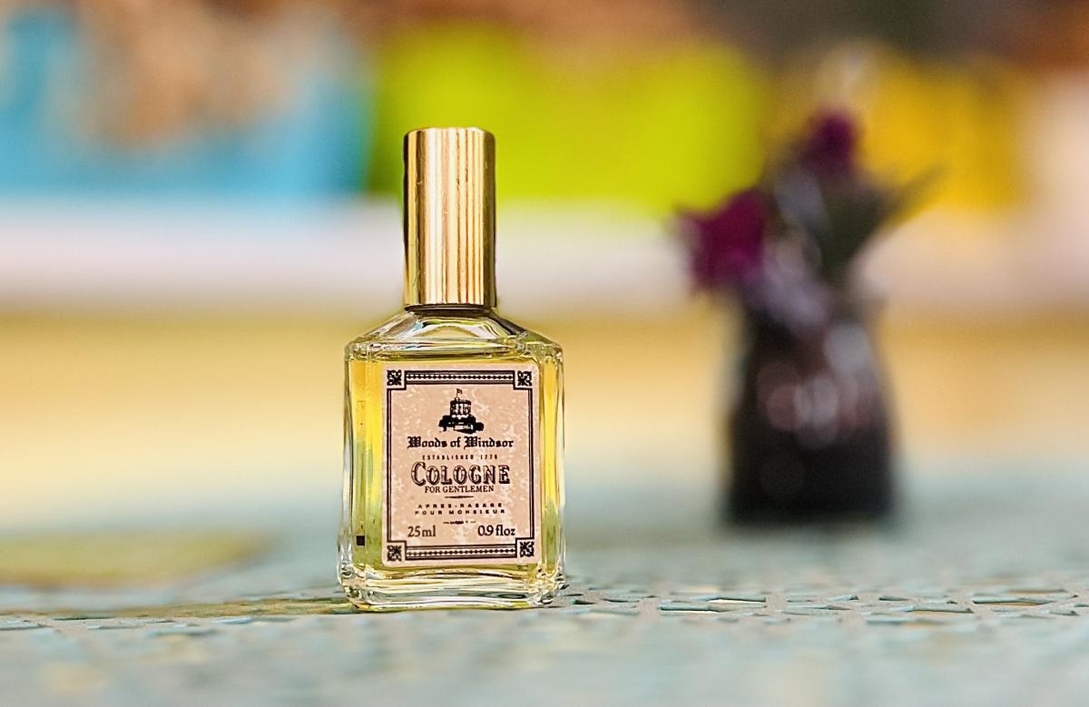 عطر ادکلن فور من وودز آف ویندسور - For Men Woods of Windsor - بررسی، قیمت و خرید
