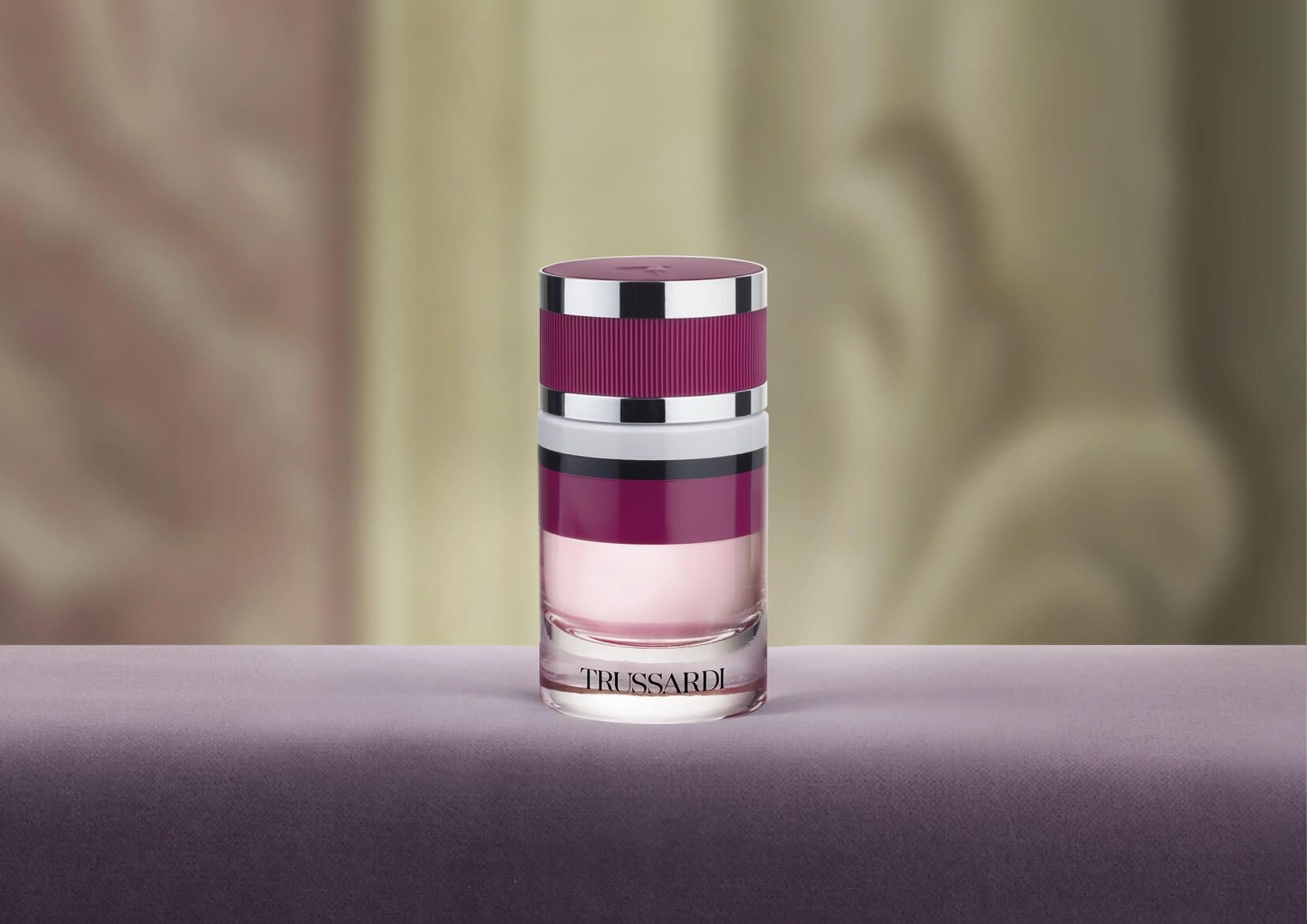 عطر ادکلن تروساردی روبی رد تروساردی - Trussardi Ruby Red Trussardi - بررسی، قیمت و خرید