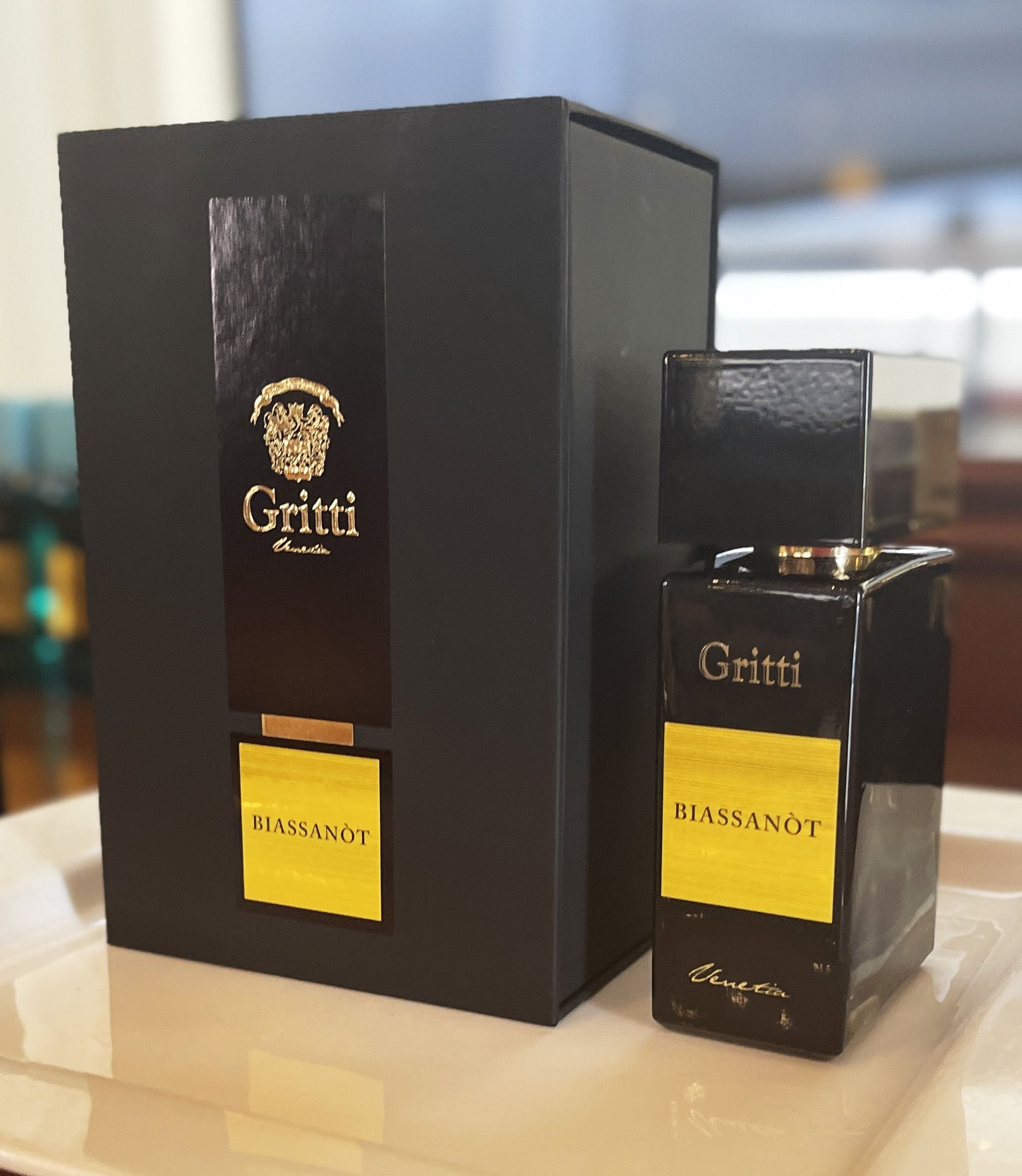 عطر ادکلن بیاسَنوت گریتی - Biassanot Gritti - بررسی، قیمت و خرید