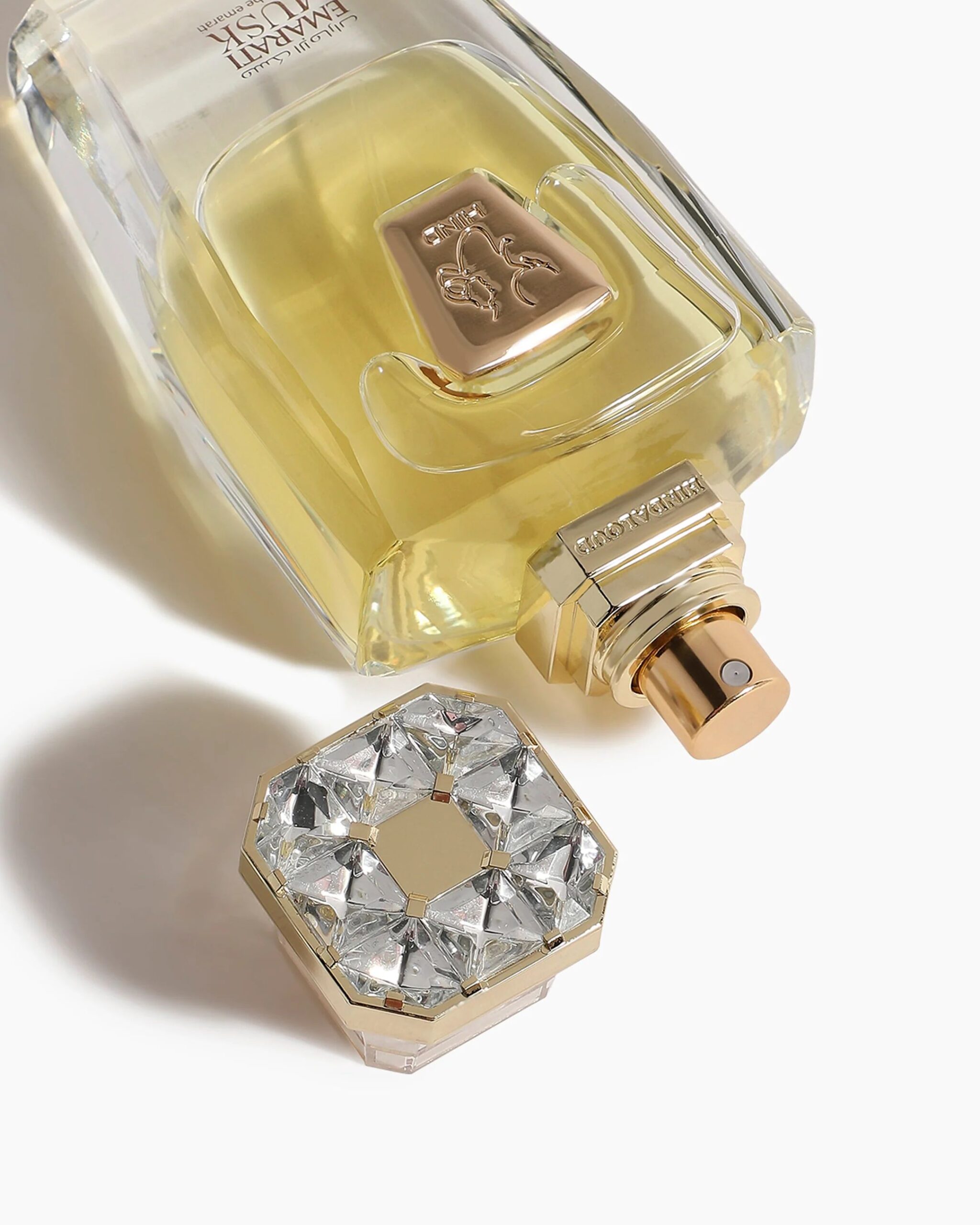عطر ادکلن امارتی ماسک هیند ال عود - Emarati Musk Hind Al Oud - بررسی، قیمت و خرید