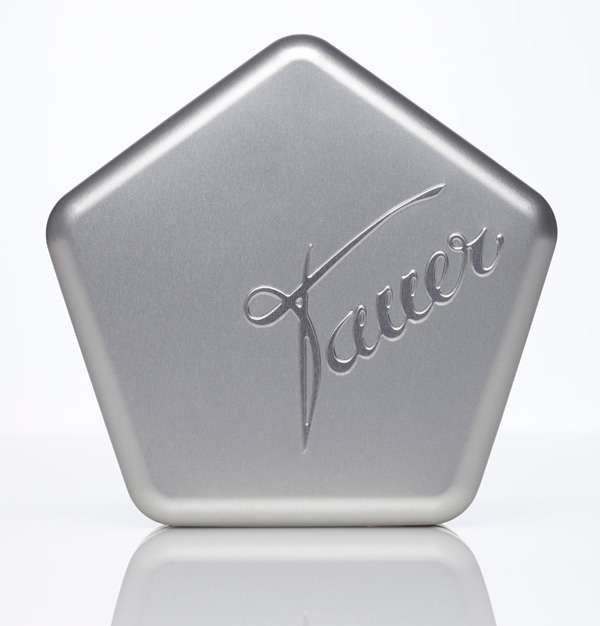 عطر ادکلن ۰۴ روِوِری او ژردن تاور پرفیومز - 04 Reverie au Jardin Tauer Perfumes - بررسی، قیمت و خرید