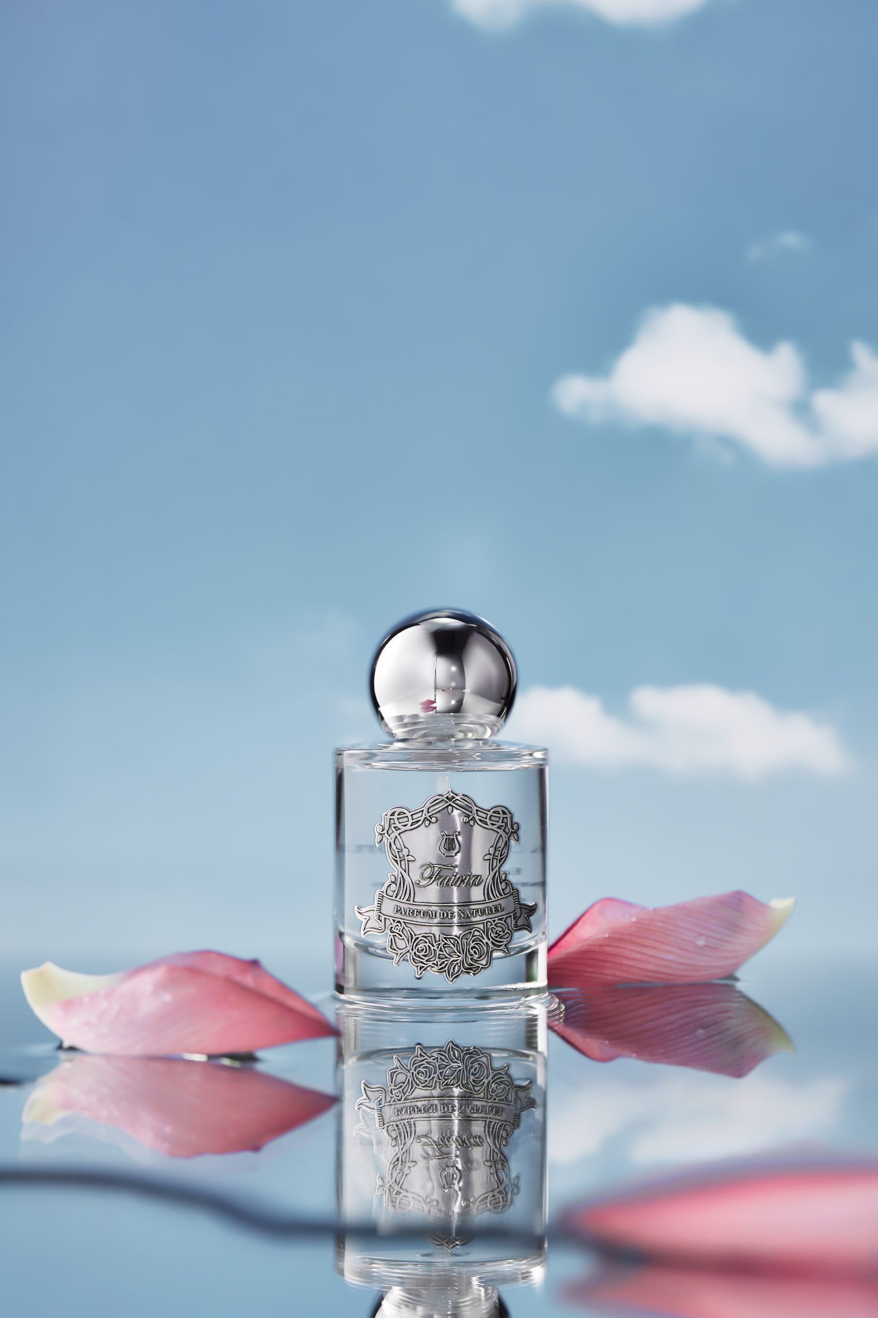 عطر ادکلن فلوٹنگ لوتوس فریا - Floating Lotus Fairia - بررسی، قیمت و خرید