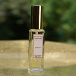 عطر ادکلن ماکدا ان وُیِج پِرفیومز - Makeda En Voyage Perfumes - بررسی، قیمت و خرید