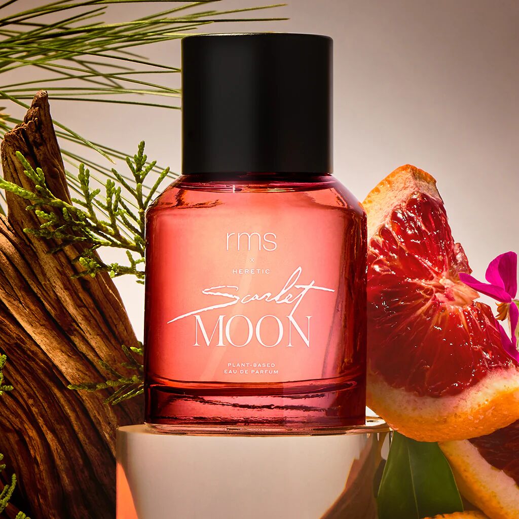 عطر ادکلن اسکارلت مون هرتیک پارفوم - Scarlet Moon Heretic Parfum - بررسی، قیمت و خرید