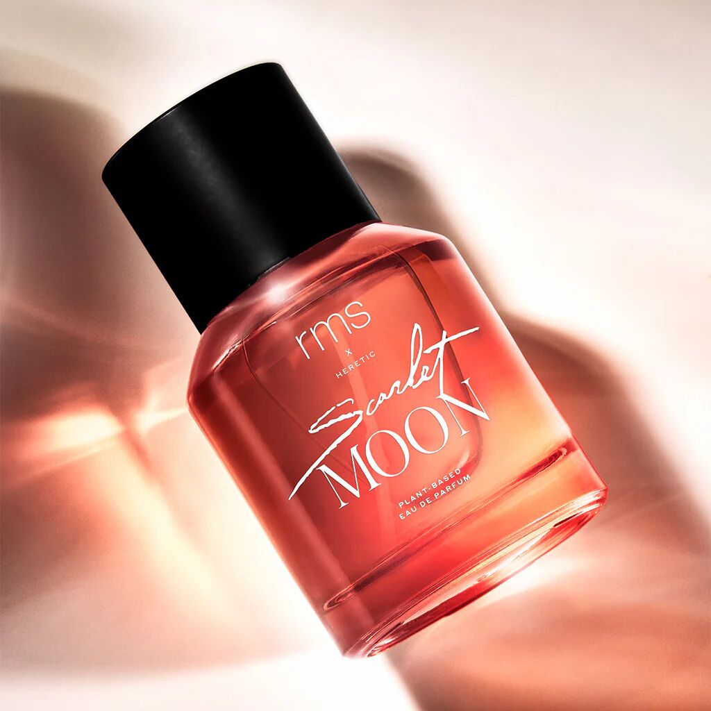 عطر ادکلن اسکارلت مون هرتیک پارفوم - Scarlet Moon Heretic Parfum - بررسی، قیمت و خرید