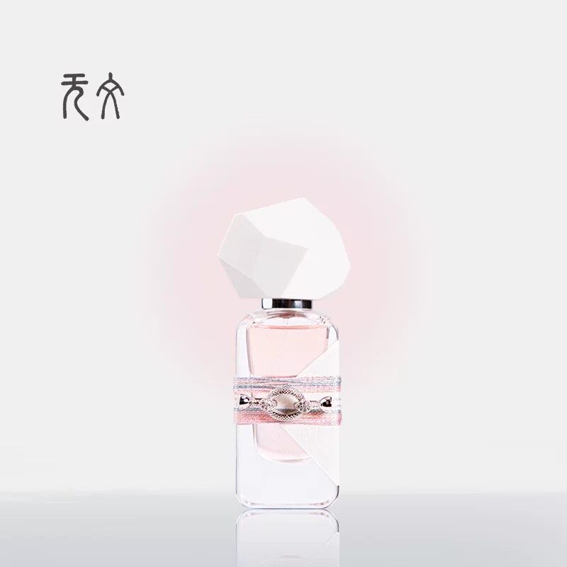 عطر ادکلن دِرانک فِری ووون - Drunk Fairy 花月酒仙 Wuwen 无文 - بررسی، قیمت و خرید