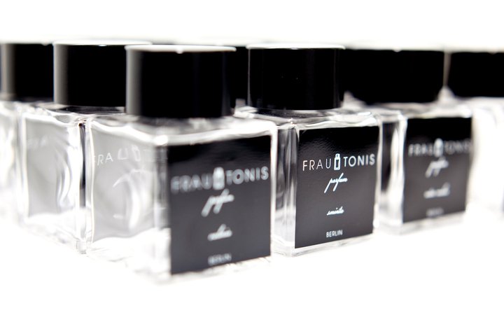 عطر ادکلن نو. ۸۸ باهیا فراو تونیس پارفوم - No. 88 Bahia Frau Tonis Parfum - بررسی، قیمت و خرید
