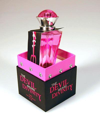 عطر ادکلن د دِویل وِرز دیوینیتی د دویل ورز دیوینیتی - The Devil Wears Divinity The Devil Wears Divinity - بررسی، قیمت و خرید
