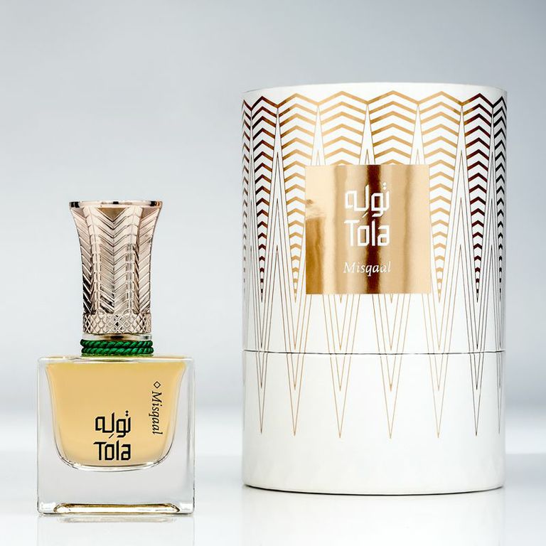 عطر ادکلن گلبدن طولا - Gulbadan Tola - بررسی، قیمت و خرید