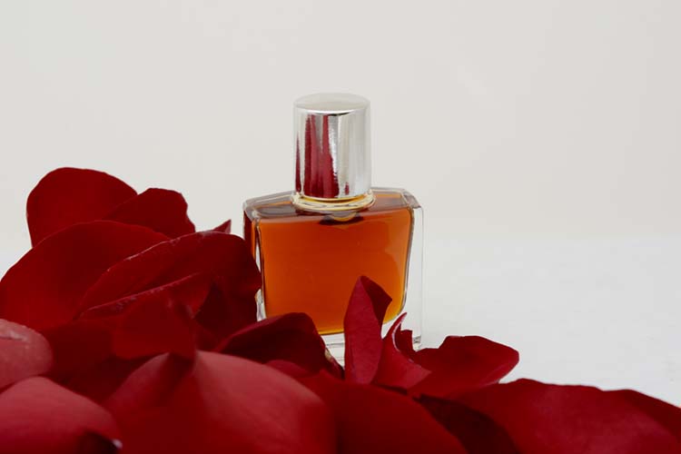 عطر ادکلن دارک مون رز تمبلا نیچِرال پرفیومز - Dark Moon Rose Tambela Natural Perfumes - بررسی، قیمت و خرید