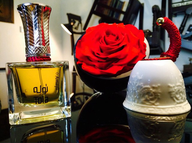 عطر ادکلن امایا تولا - Amaya Tola - بررسی، قیمت و خرید