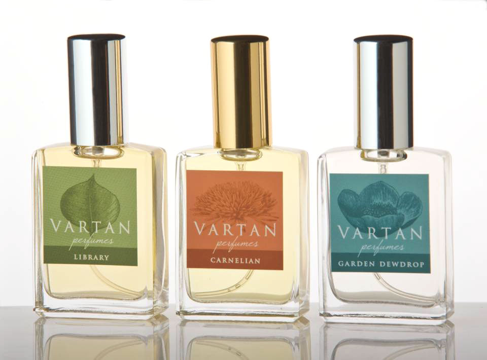 عطر ادکلن لایبرری وارتان پرفیومز - Library Vartan Perfumes - بررسی، قیمت و خرید