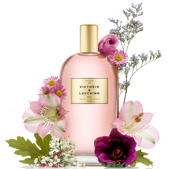 عطر ادکلن شماره ۵ جازمین اکسوتیکو ویکتوریو اند لوچینو - Nº 5 Jazmim Exótico Victorio & Lucchino - بررسی، قیمت و خرید