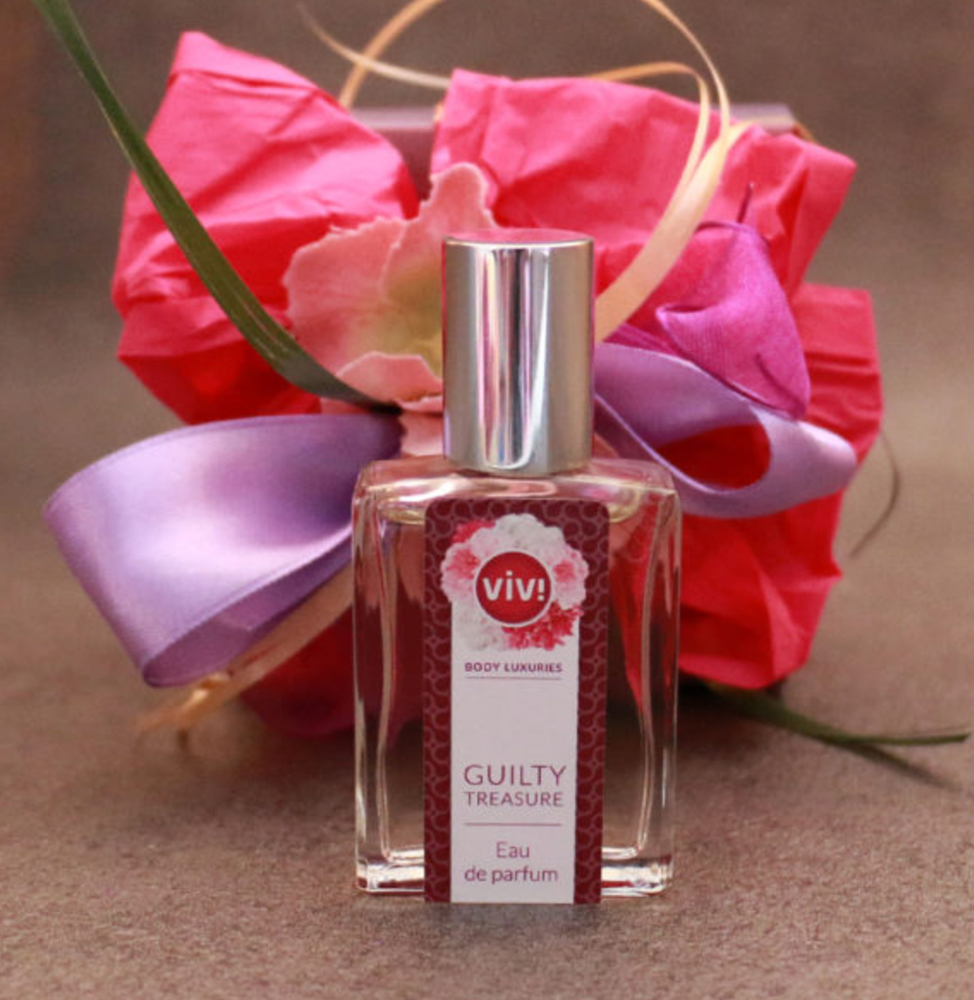 عطر ادکلن گیلیتی ترژر ویو بادی لاکچری - Guilty Treasure Viv! Body Luxuries - بررسی، قیمت و خرید