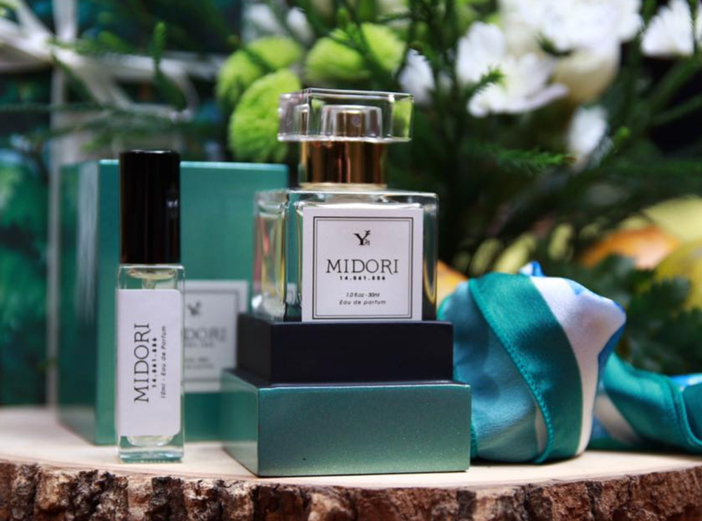 عطر ادکلن میدوری وای بیست و پنج - Midori Y25 - بررسی، قیمت و خرید
