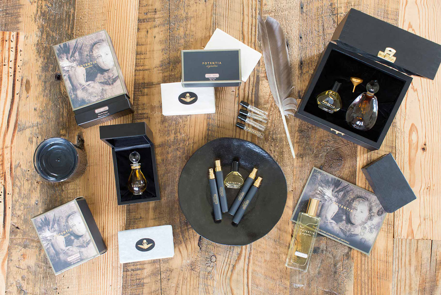 عطر ادکلن ایندیگو فلیم دِ هاوس آف پوتنشا - Indigo Flame The House Of Potentia - بررسی، قیمت و خرید