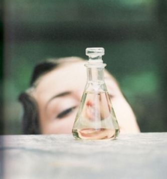 عطر ادکلن لوکتور ات امرگو دِ پیپل آو دِ لابیرینتس - Luctor Et Emergo The People Of The Labyrinths - بررسی، قیمت و خرید