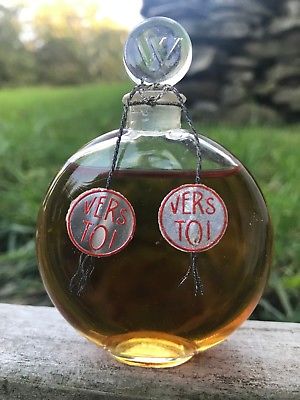 عطر ادکلن ورس توآ وُرث - Vers Toi Worth - بررسی، قیمت و خرید