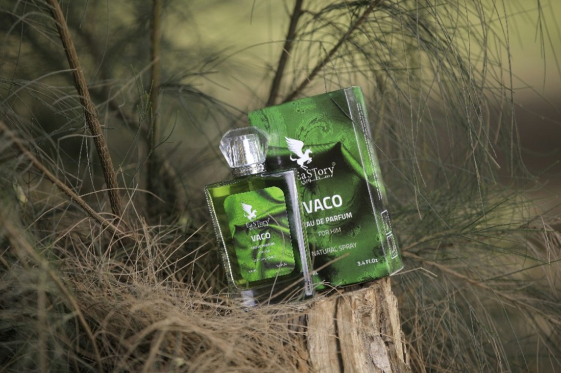 عطر ادکلن واکو ایستوری - Vaco EaSTory - بررسی، قیمت و خرید