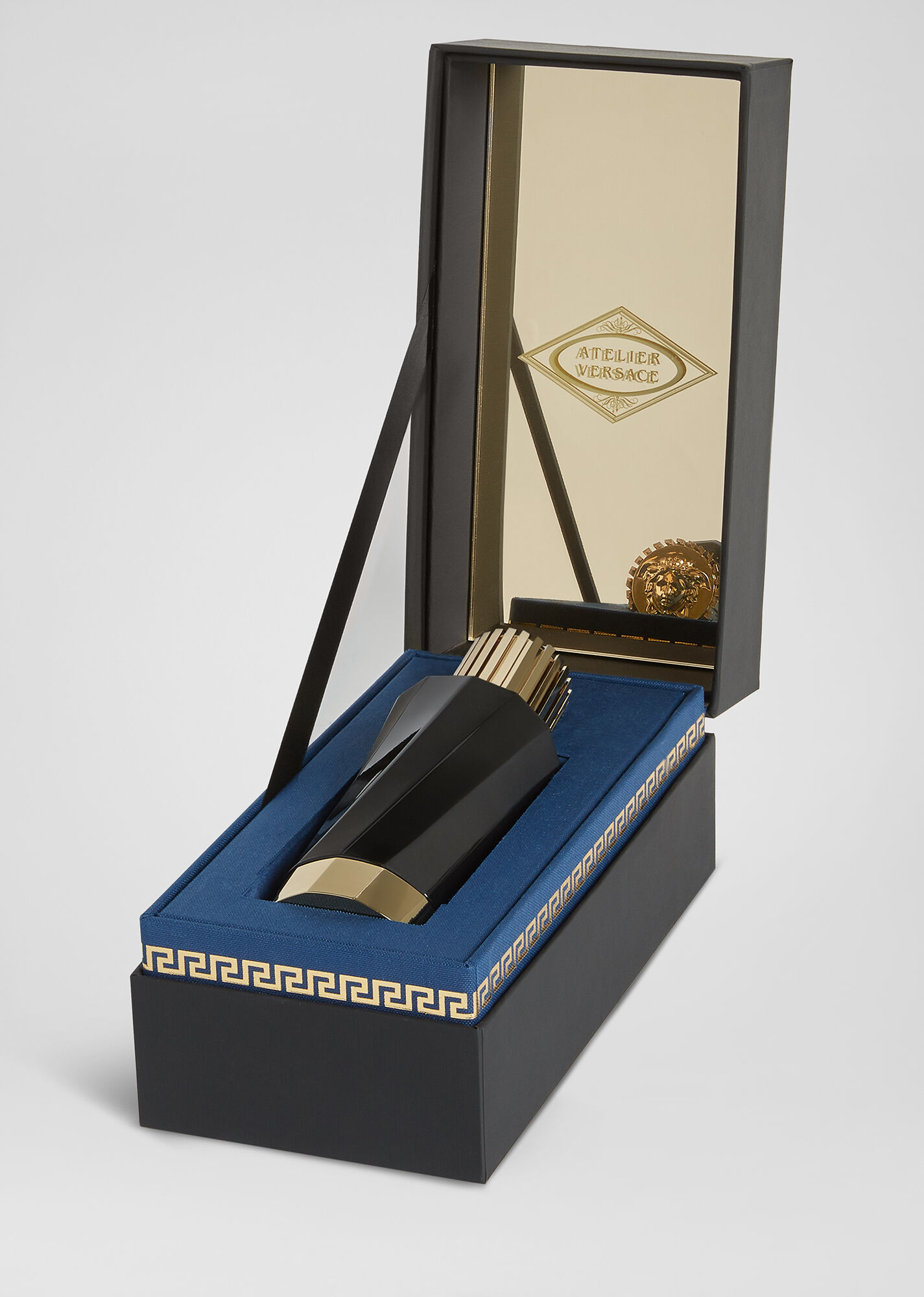عطر ادکلن سانتال بویزه ورساچه - Santal Boisé Versace - بررسی، قیمت و خرید
