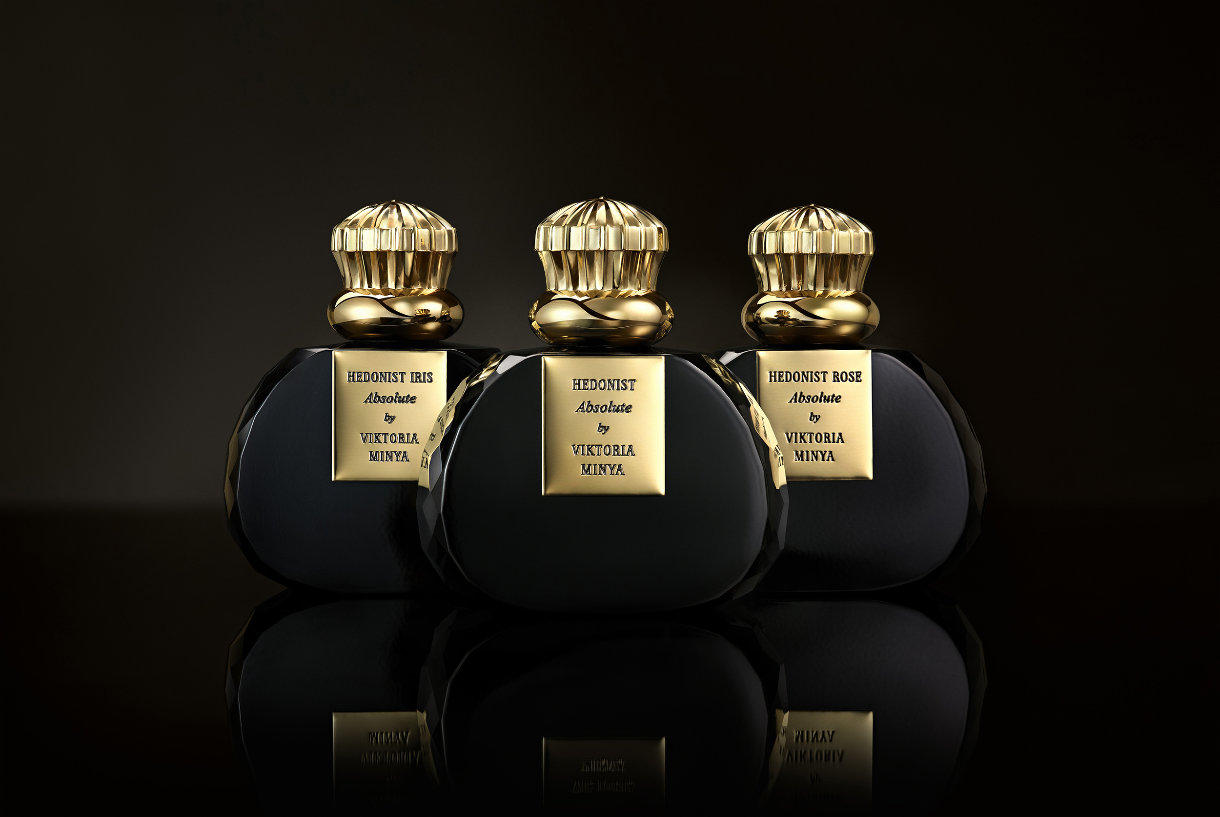 عطر ادکلن هیدونیست آیریس ابسولوت ویکتوریا مینیا - Hedonist Iris Absolute Viktoria Minya - بررسی، قیمت و خرید