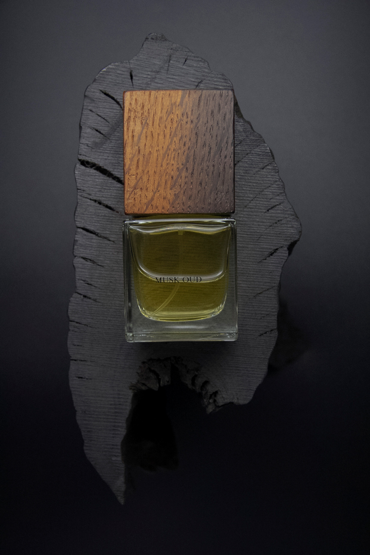 عطر ادکلن ماسک عود وی دات - Musk Oud (Мускусный Уд) Vdot - بررسی، قیمت و خرید