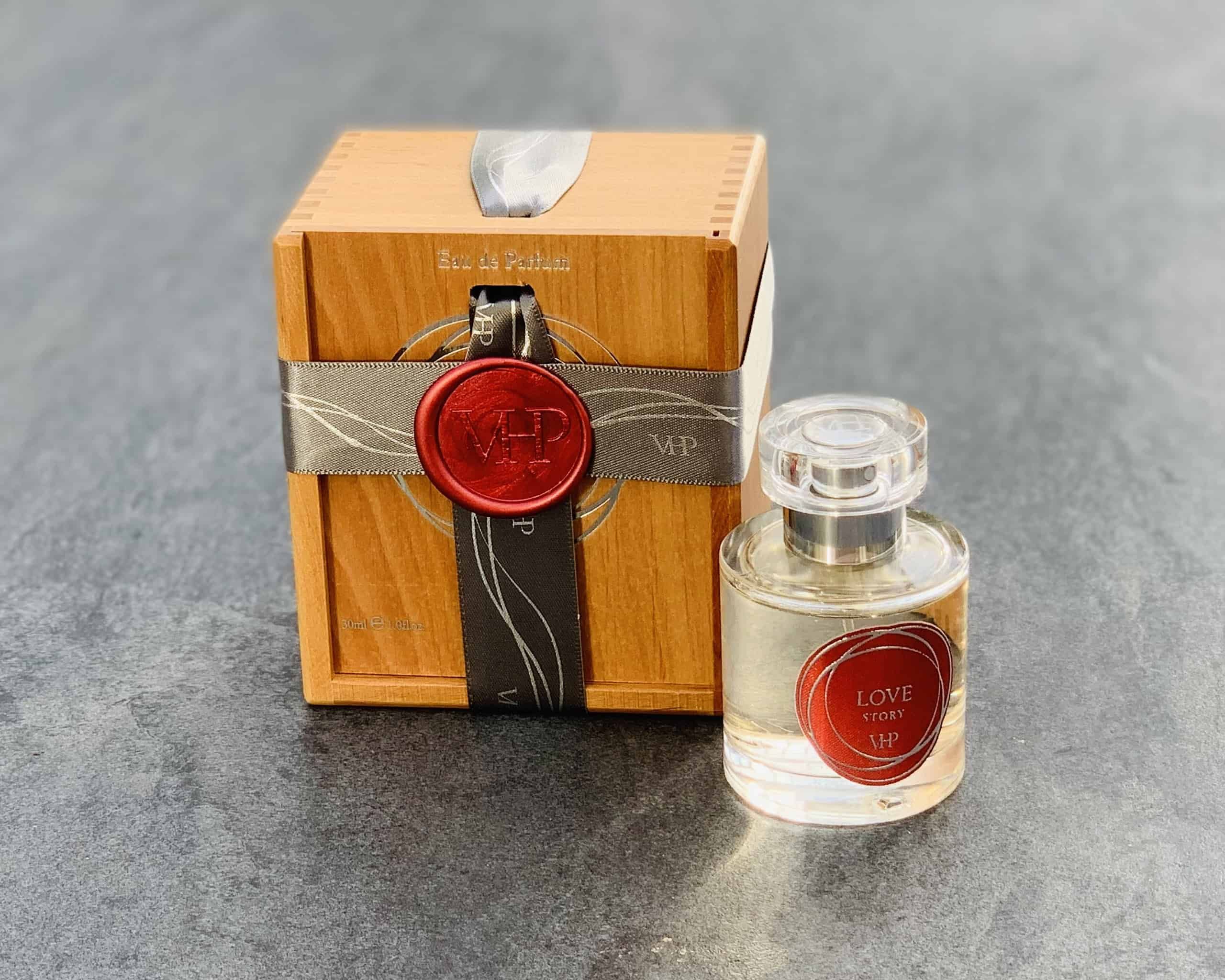عطر ادکلن لاو استوری وینس هاوس پرفیوم - Love Story Vines House Parfum - بررسی، قیمت و خرید