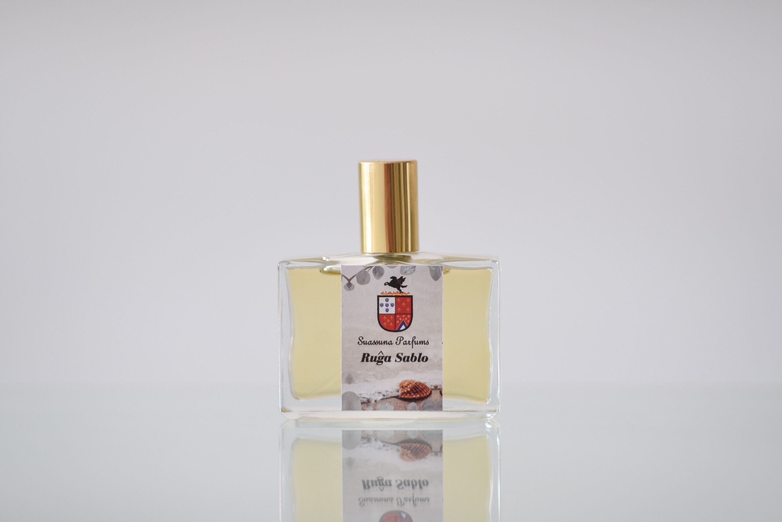 عطر ادکلن روجا سابلو سوآسونا پارفوم - Ruĝa Sablo Suassuna Parfums - بررسی، قیمت و خرید
