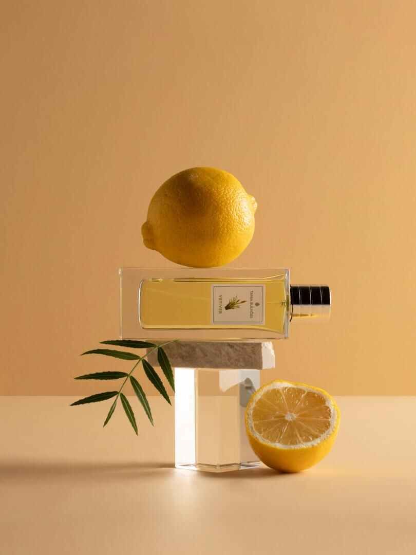 عطر ادکلن وتیور تانیا بلونیس - Vetiver Tania Bulhões - بررسی، قیمت و خرید