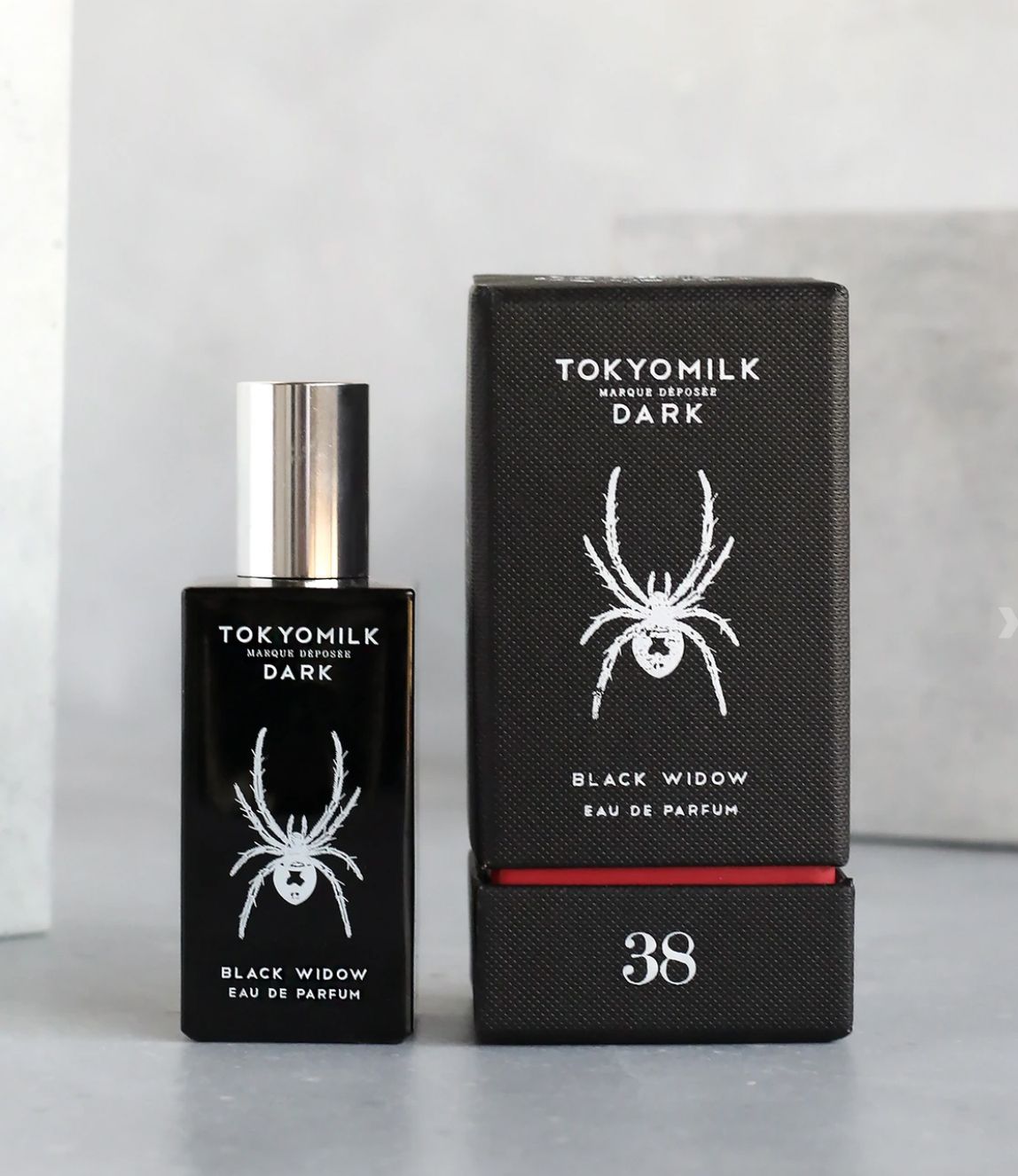 عطر ادکلن بلک ویدو توکیو میلک پرفیومری کوریاستی - Black Widow Tokyo Milk Parfumerie Curiosite - بررسی، قیمت و خرید