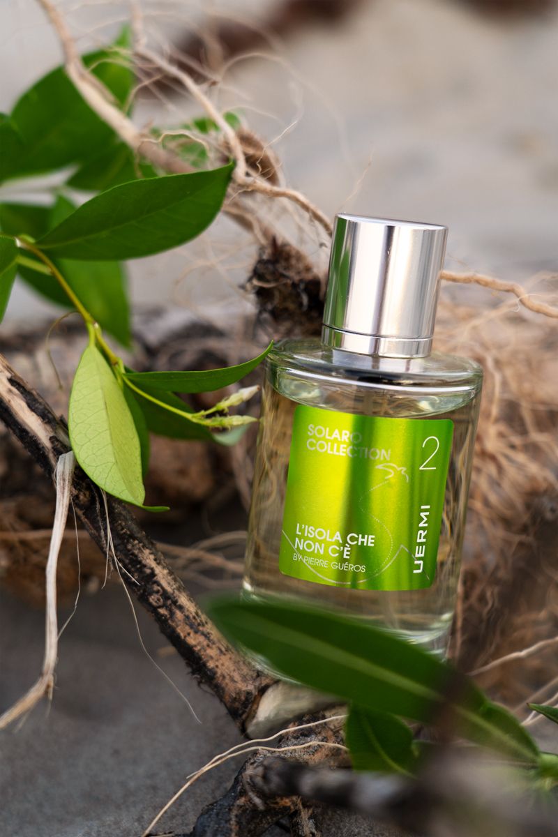 عطر ادکلن لیزولا که نن چه یوئِرمی - 2 L’isola Che Non C’è UERMI - بررسی، قیمت و خرید