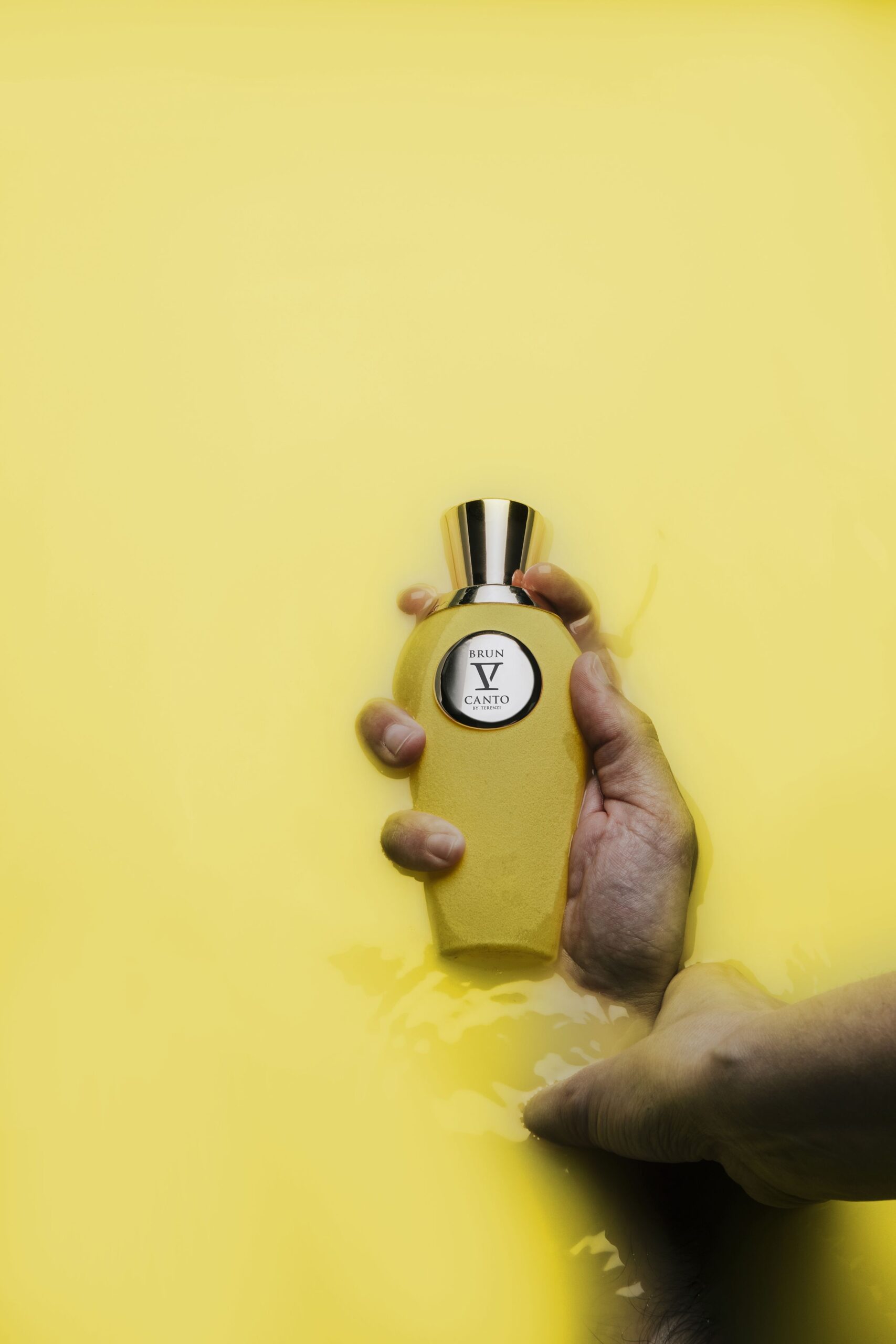 عطر ادکلن برون وی کانتو - Brun V Canto - بررسی، قیمت و خرید