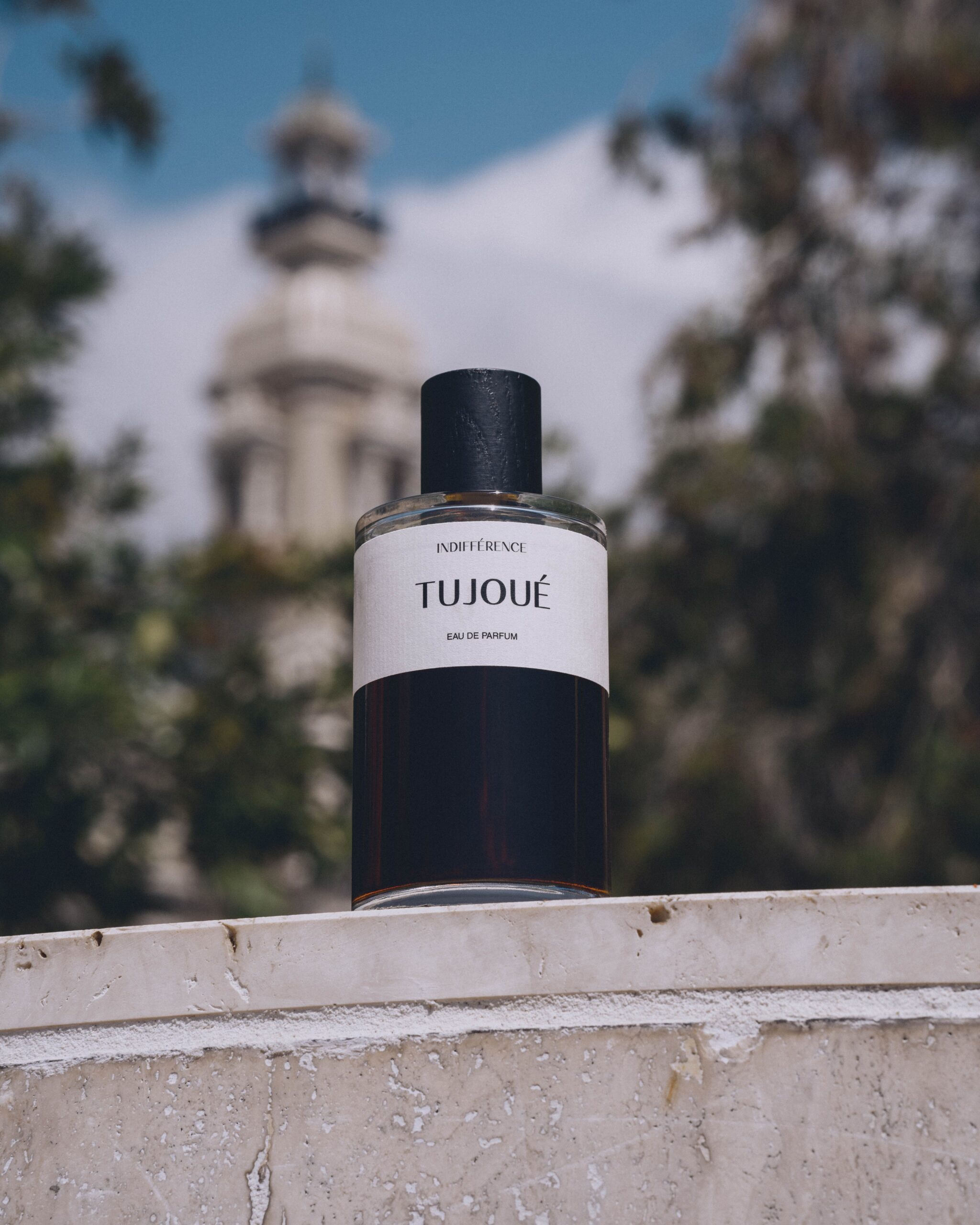 عطر ادکلن ایندیفرانس توژو - Indifférence Tujoué - بررسی، قیمت و خرید