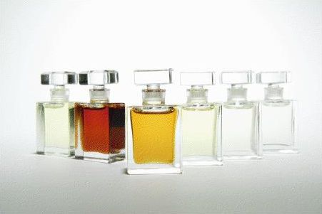 عطر ادکلن استارگیزر هفت و هفتاد و یک یوش - Stargazer 7.71 Yosh - بررسی، قیمت و خرید