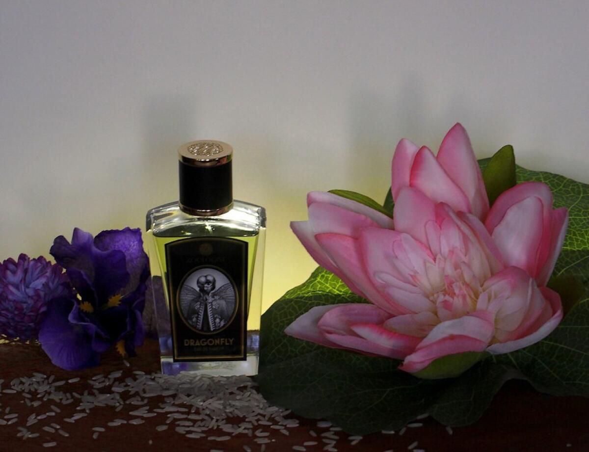 عطر ادکلن دراگون فلای زولوژیست پرفیومز - Dragonfly Zoologist Perfumes - بررسی، قیمت و خرید