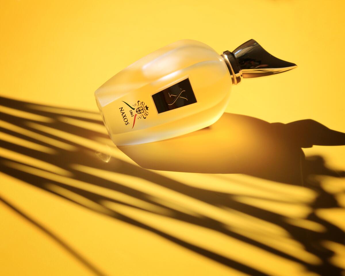 عطر ادکلن ایکس جی ۱۸۶۱ ناکس زرژوف - XJ 1861 Naxos Xerjoff - بررسی، قیمت و خرید