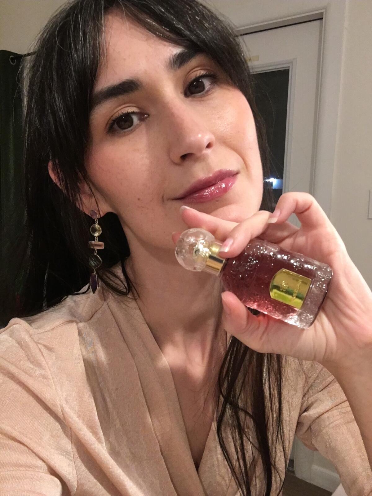 عطر ادکلن الیکسیر چارنل گورماند کوکین گرلن - Elixir Charnel Gourmand Coquin Guerlain - بررسی، قیمت و خرید