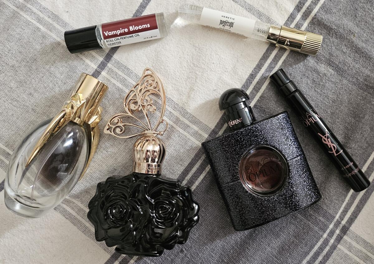 عطر ادکلن بلک اوپیوم له پارفوم ایو سن لوران - Black Opium Le Parfum Yves Saint Laurent - بررسی، قیمت و خرید