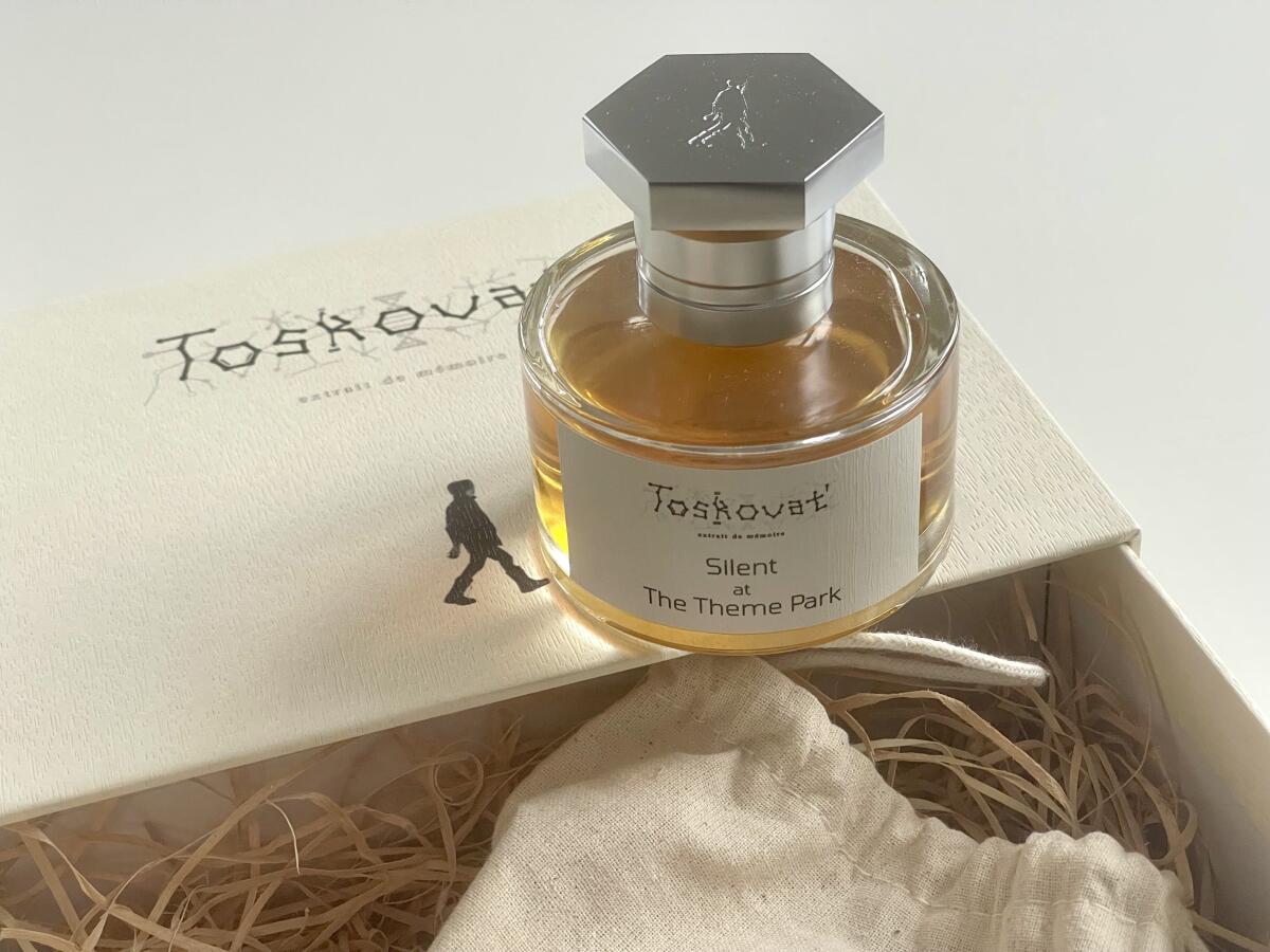 عطر ادکلن سایِلِنت اَت دِ تِم پارک توسکووات - Silent at The Theme Park Toskovat' - بررسی، قیمت و خرید