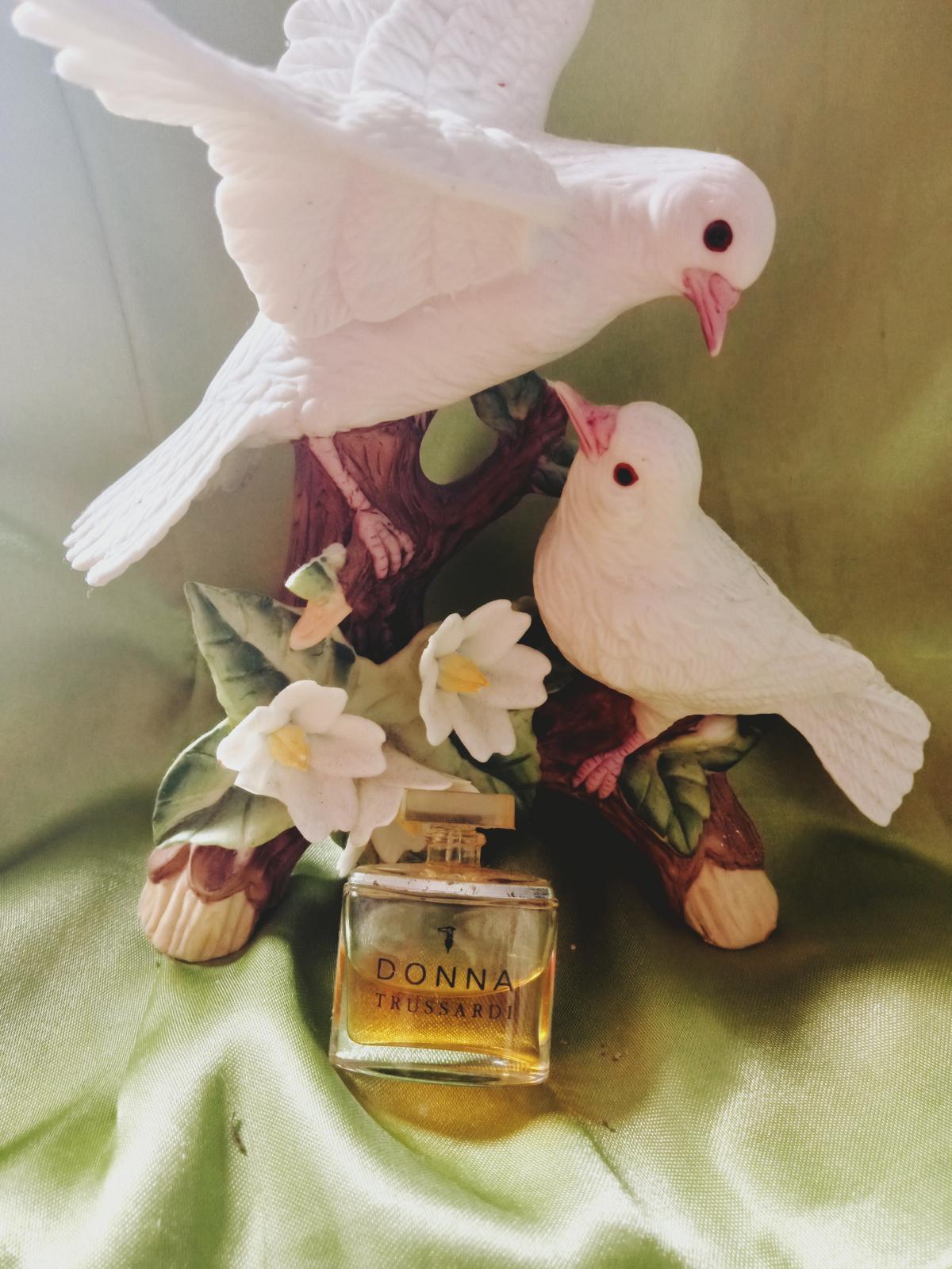 عطر ادکلن دونا تراساردی تروساردی - Donna Trussardi Trussardi - بررسی، قیمت و خرید