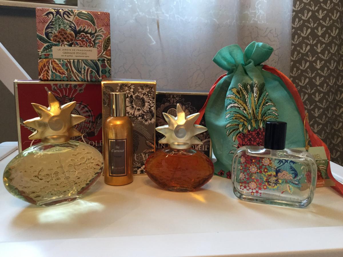 عطر ادکلن ایل دامور فراگُنارد - Ile d'Amour Fragonard - بررسی، قیمت و خرید