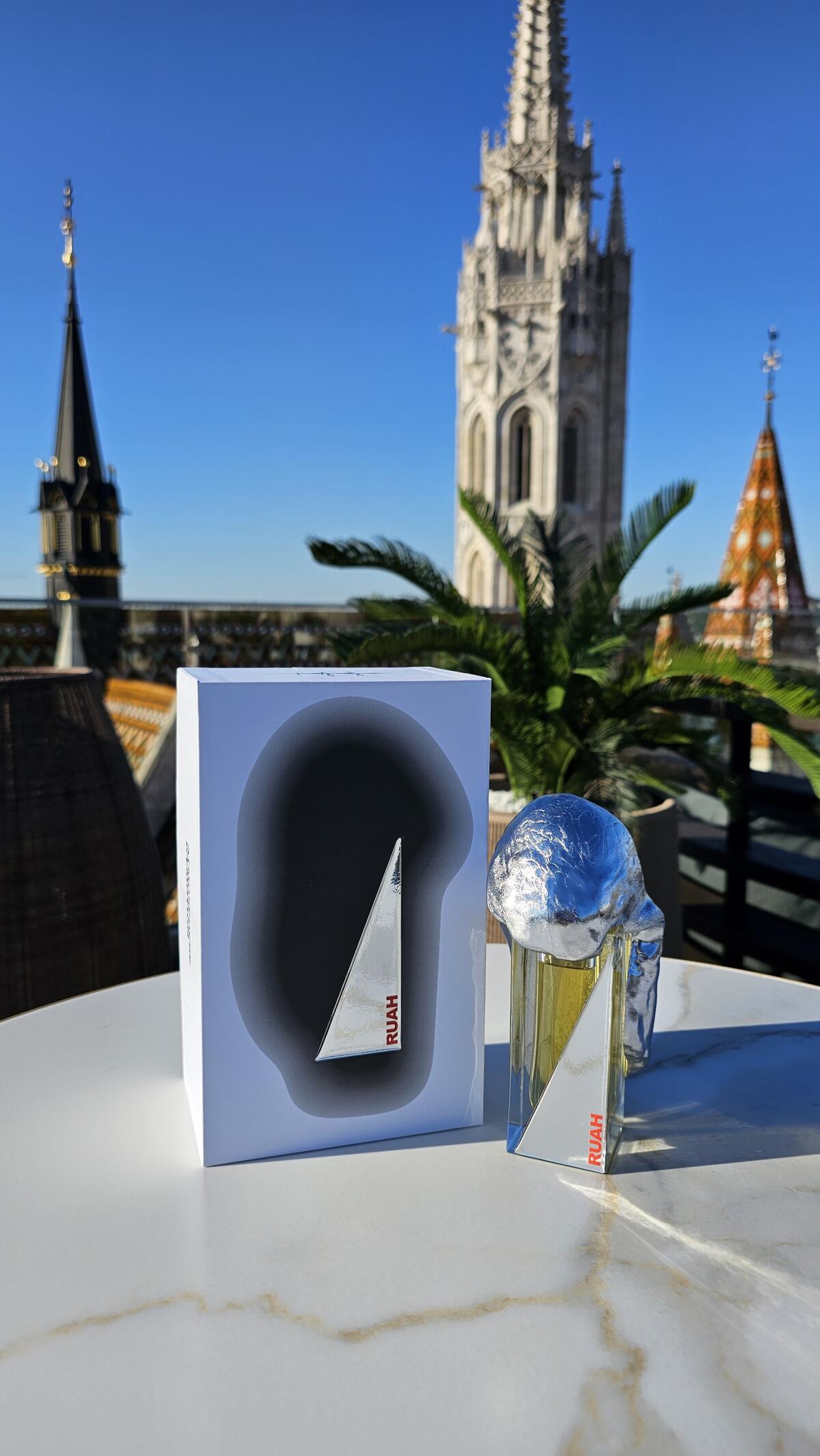 عطر ادکلن روح اکستریت د پرفیوم فیلیپو سورچینلی - Ruah Extrait de Parfum Filippo Sorcinelli - بررسی، قیمت و خرید