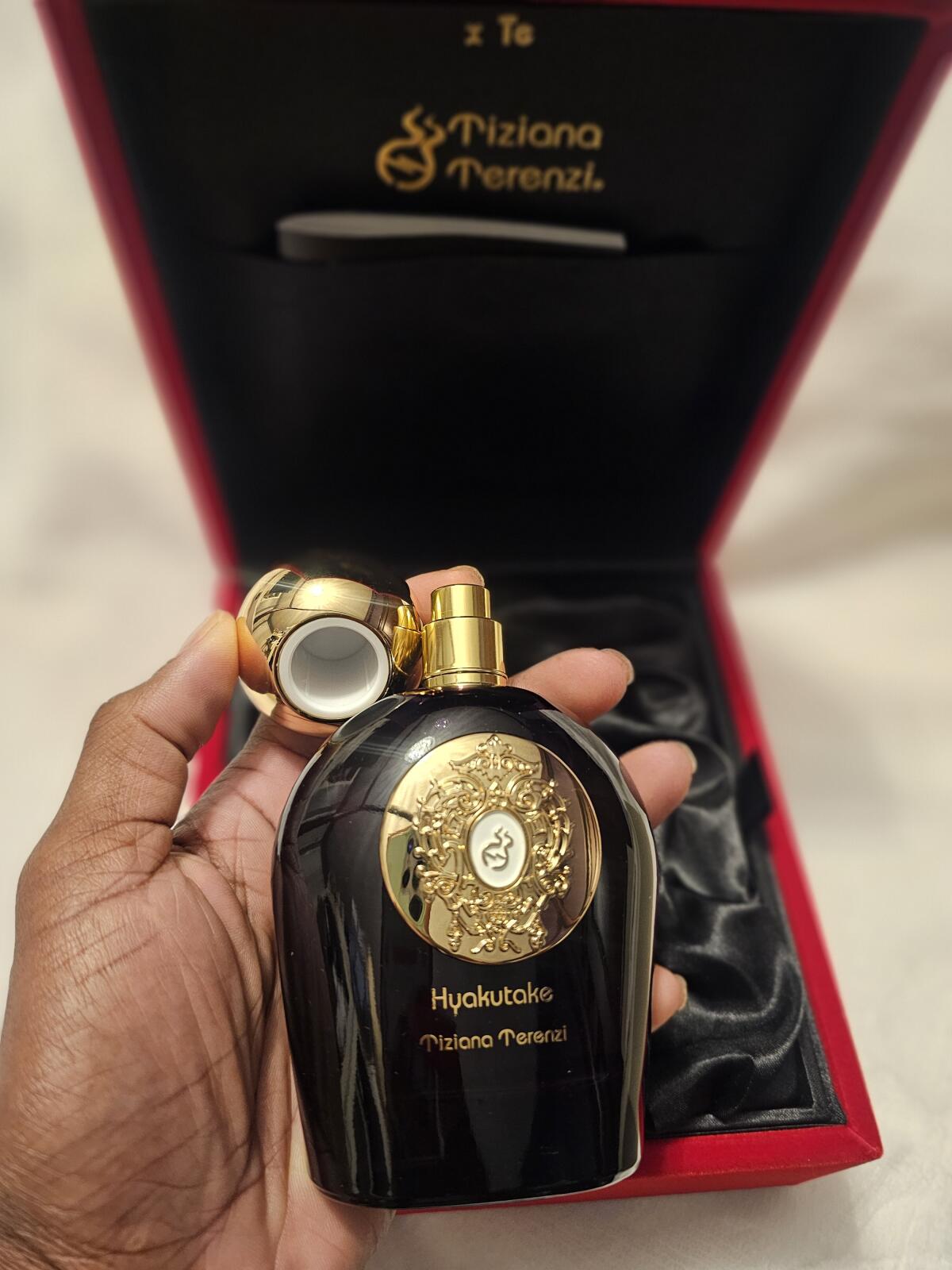 عطر ادکلن هایکوتاکه تیزیانا ترنزی - Hyakutake Tiziana Terenzi - بررسی، قیمت و خرید