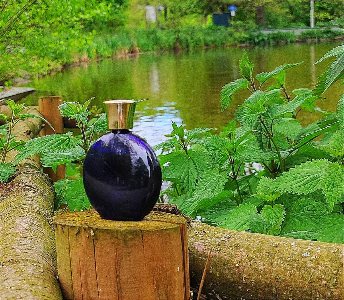 عطر ادکلن ژه روین او د تویلت ورت - Je Reviens Eau de Toilette Worth - بررسی، قیمت و خرید