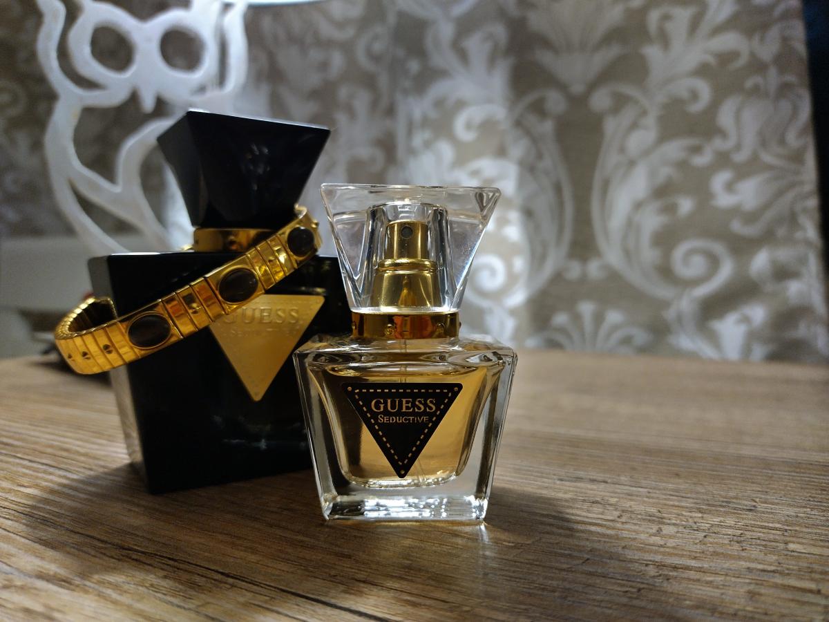 عطر ادکلن گس سیدیوس گس - Guess Seductive Guess - بررسی، قیمت و خرید