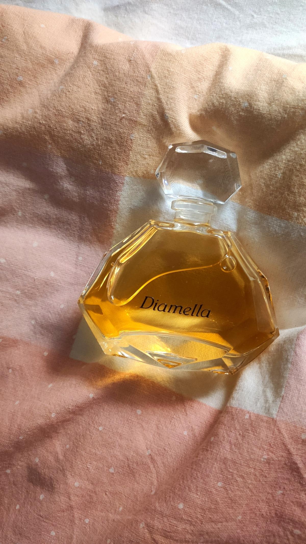 عطر ادکلن دیاملا ایوروشه - Diamella Yves Rocher - بررسی، قیمت و خرید
