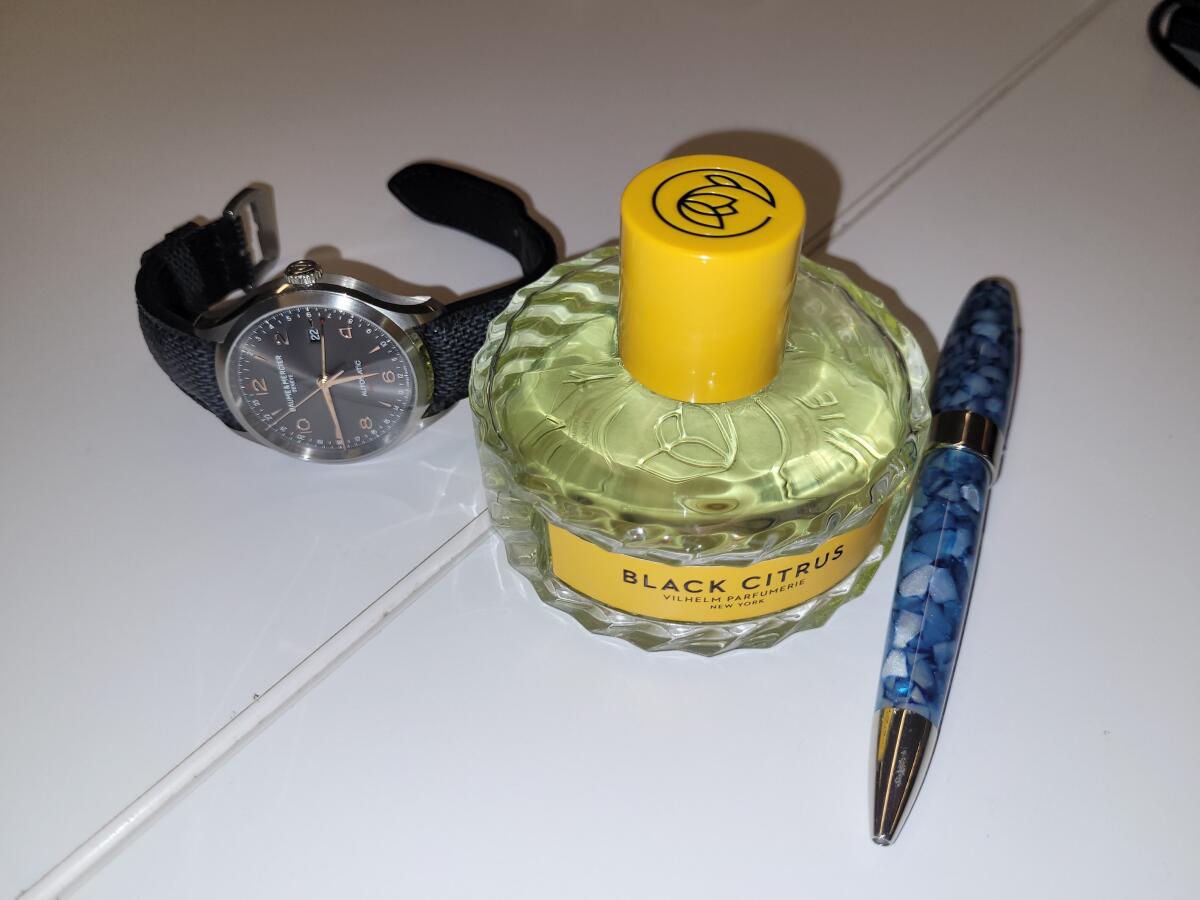 عطر ادکلن بِلَک سیتروس ویلهلم پرفیومری - Black Citrus Vilhelm Parfumerie - بررسی، قیمت و خرید