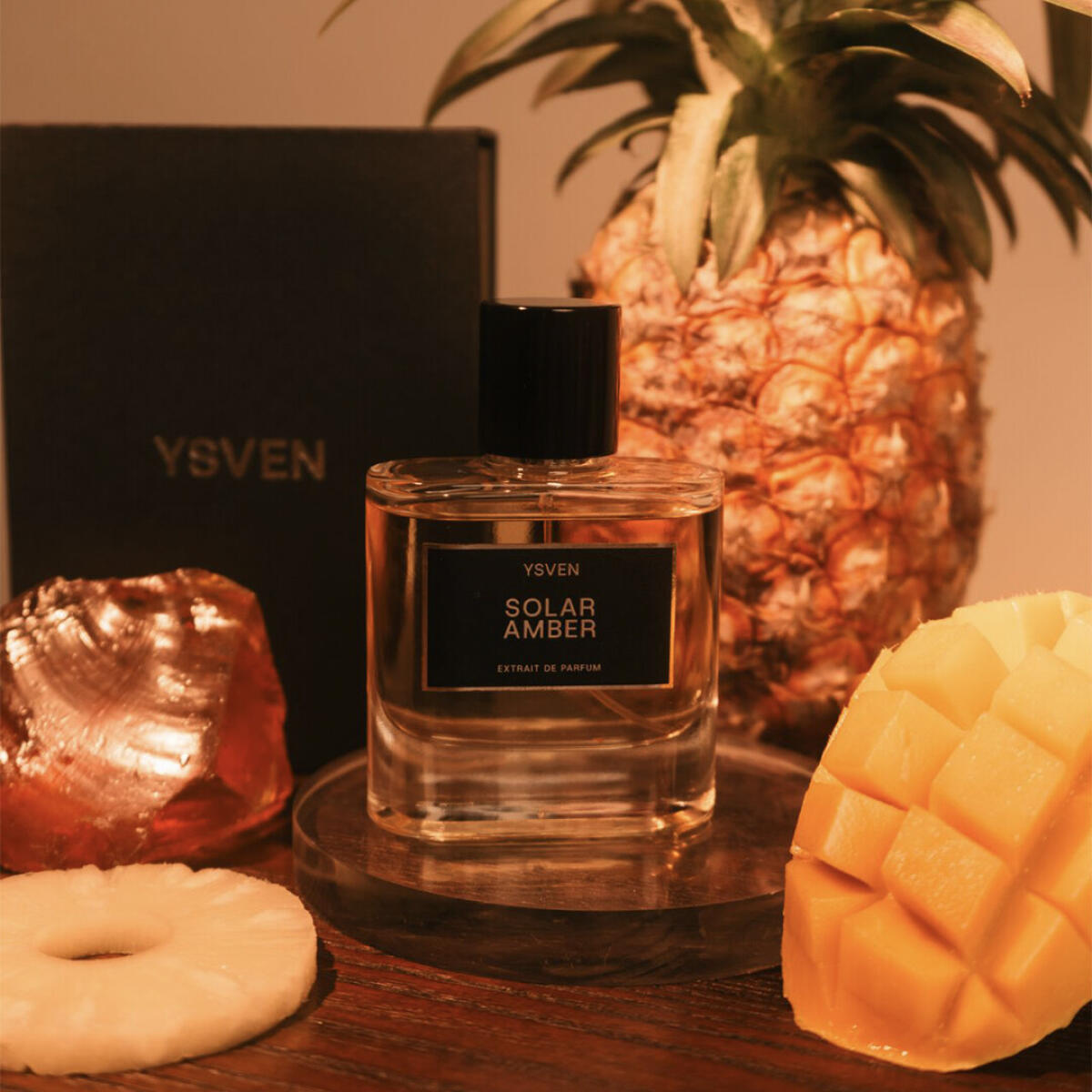 عطر ادکلن سولار امبر یاسوِن - Solar Amber YSVEN - بررسی، قیمت و خرید