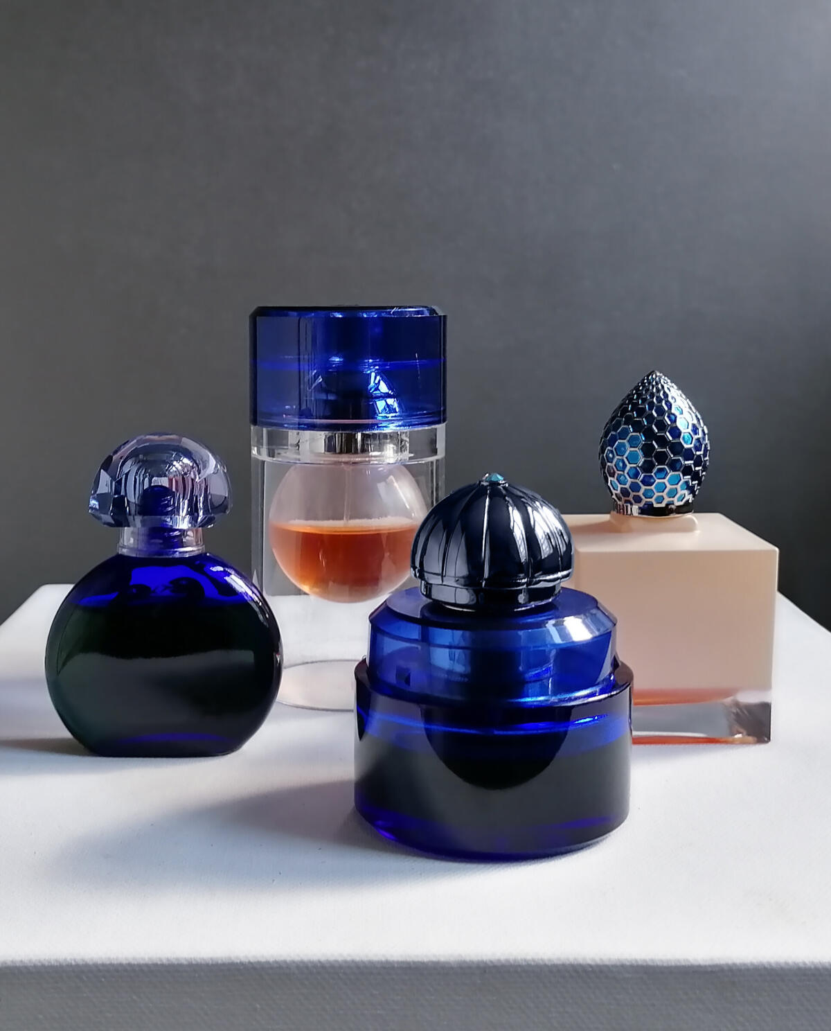 عطر ادکلن لا کالکشن نو ایو سن لوران - La Collection Nu Yves Saint Laurent - بررسی، قیمت و خرید